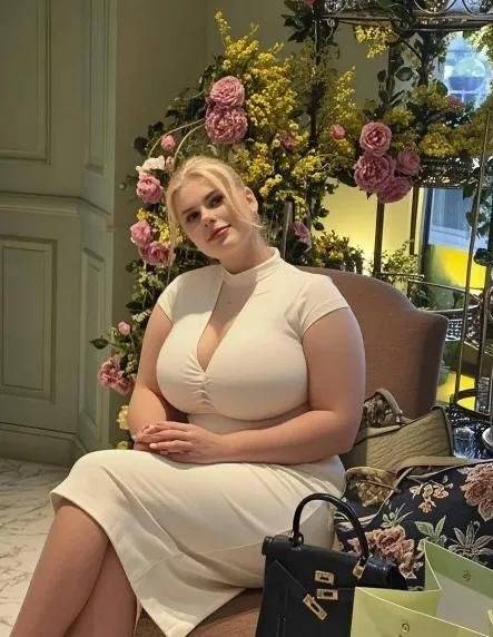 Elke Happy Ending massage